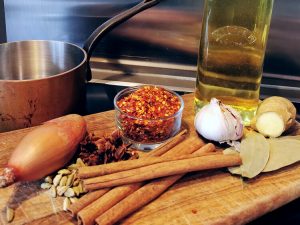 picture of ingredients required to make chilli oil