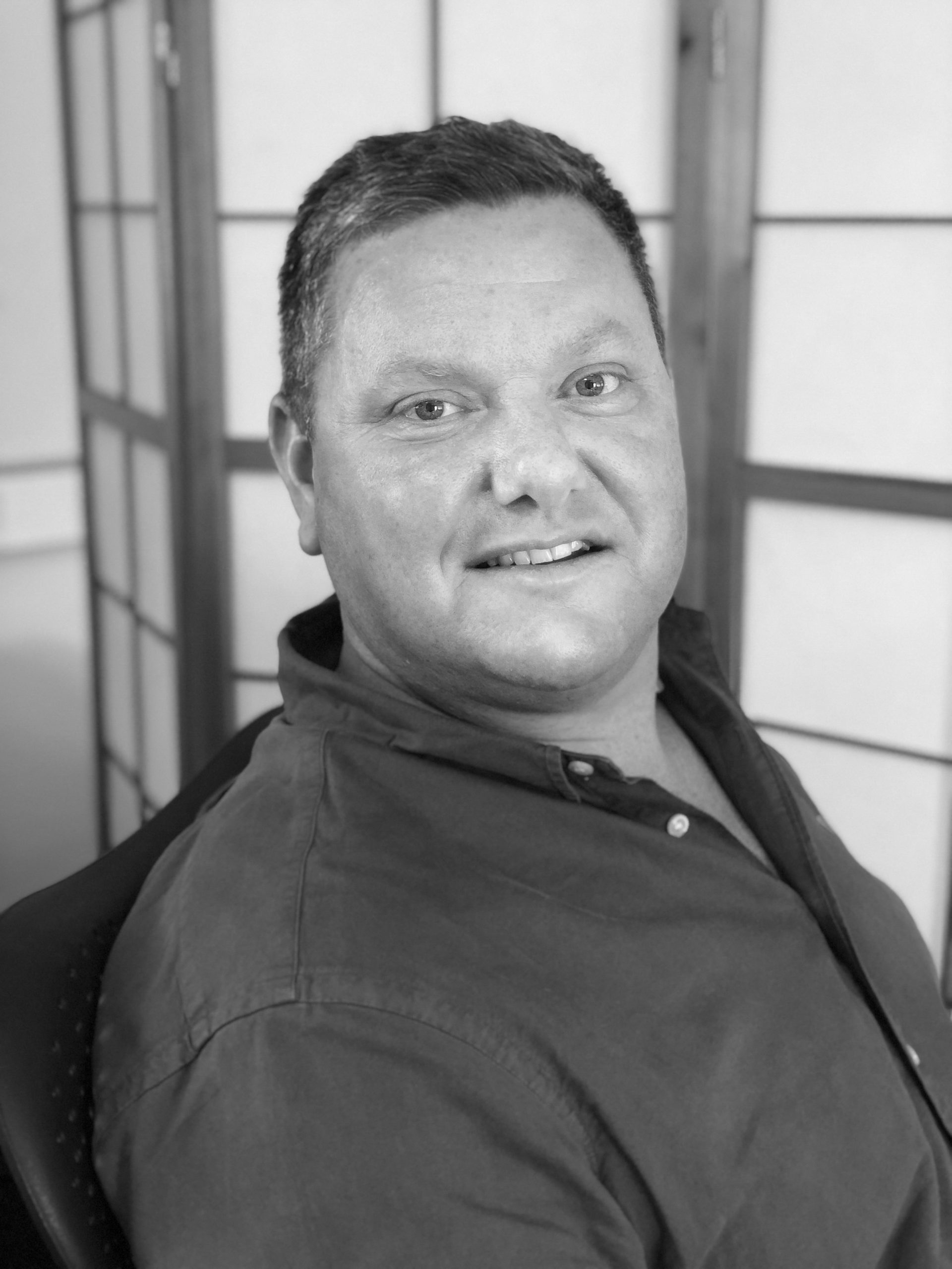 Dean Kennett